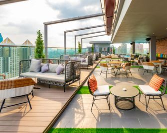 Hilton Garden Inn Kuala Lumpur Jalan Tuanku Abdul Rahman South - Kuala Lumpur - Patio