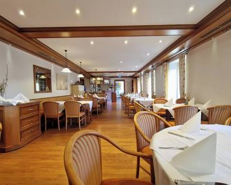 Blume Hausach I Hotel & Restaurant - Hausach - Restaurante