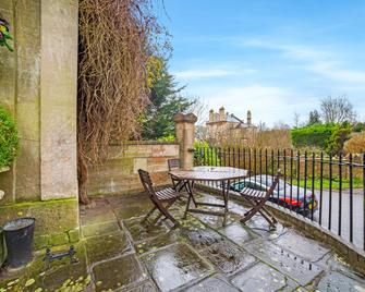 OYO Bailbrook Lodge, Bath - Bath - Patio
