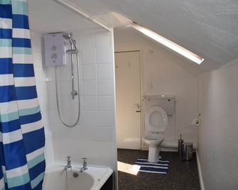 Kittiwake House - Port Erin - Baño