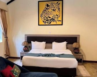 Kongoni Camp - Nanyuki - Bedroom