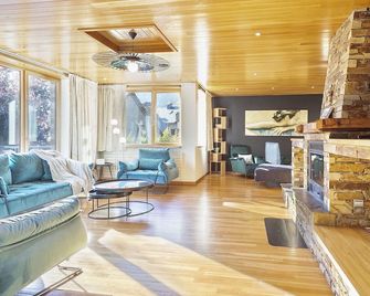 Luderna - Casa con Jardín Montcorbison - Viella - Living room