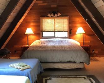 Cozy Chalet near Crystal Mountain and Rainier - Enumclaw - Bedroom