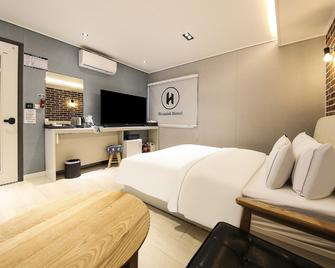 Heimish Hotel - Tongyeong - Habitación