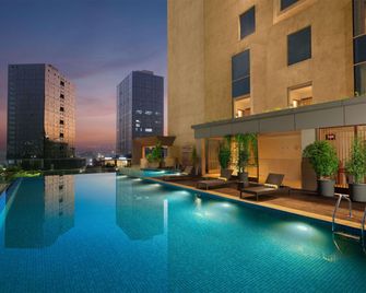 Grand Mercure Gift City - Ahmedabad - Pool
