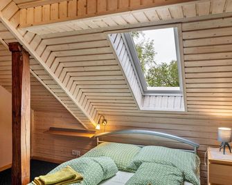 'The House by the Pond' for 20 people, with Garden, Wi-Fi & Pond - Krakow am See - Schlafzimmer