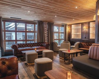 Alpine Hotel Wengen - לאוטרברונן - טרקלין