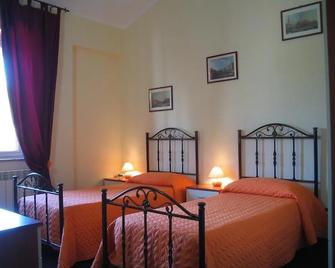 Bruno B&B - Cropani - Quarto