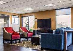 Quality Inn Suites Nj State Capital Area 73 9 9