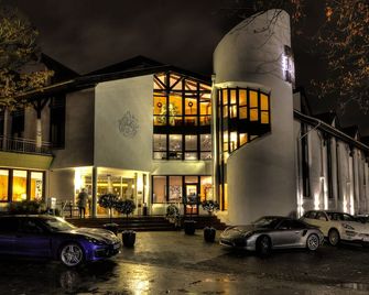 نيلز بارك هوتل - تريه - مبنى