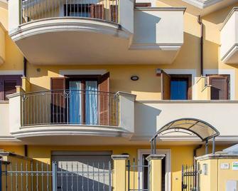 Villa Vespucci - Pet Friendly - Montesilvano - Budynek