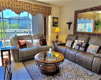 R-Disney Palms Retreat - 3 Miles To Walt Disney World - Four Corners - Sala de estar