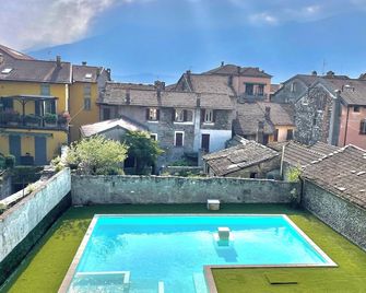 Hotel Lauro - Gravedona