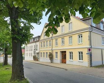 Hafenresidenz - Ferienwohnung 37 - Wiek - Gebäude