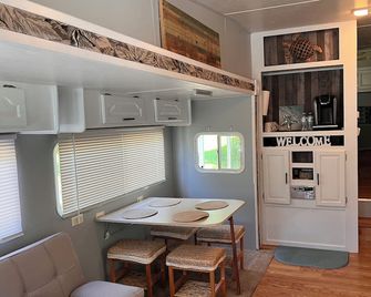 Lake Hartwell- Glamping - Turtle Cove - Westminster