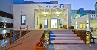 Naxos Island Hotel - Agios Prokopios - อาคาร