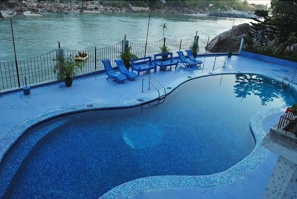 Ganga Beach Resort - רישיקש - בריכה