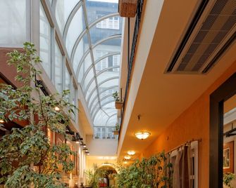 Enjoy Inn - Pilsen - Lobby