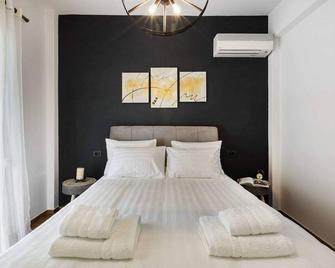 Acropolis Atmospheric Apartment - Athens - Bedroom