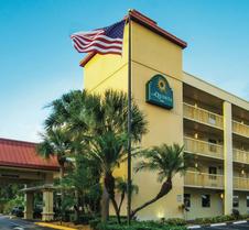 La Quinta Inn by Wyndham West Palm Beach - Florida Turnpike