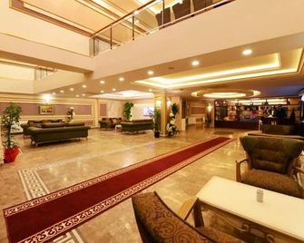 Atlihan Park Hotel - Batman - Lobby