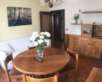 La Dolomia Holiday Home - Belluno - Sala pranzo