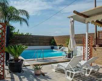 Villa Lucia - Lucera - Piscina