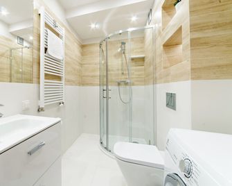 Apartamenty Sun & Snow Sarnia Residence - Karpacz - Bathroom