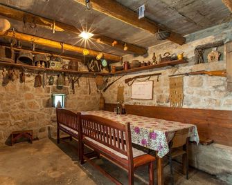 House Marta - Omiš - Eetruimte