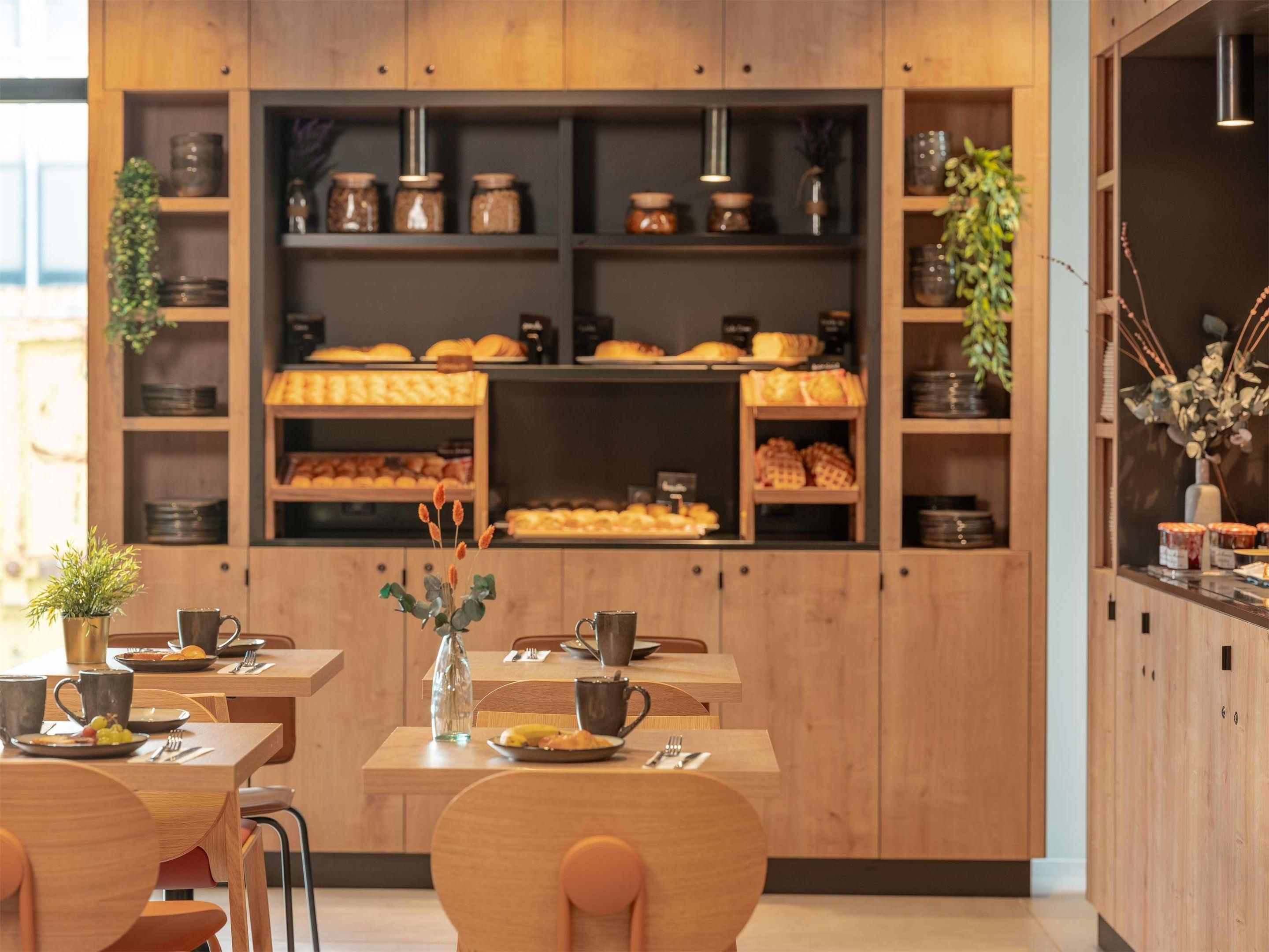 ibis Styles Paris Val de Fontenay thumbnail 3