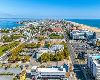 Beach Bum Inn - Ocean City - Beach