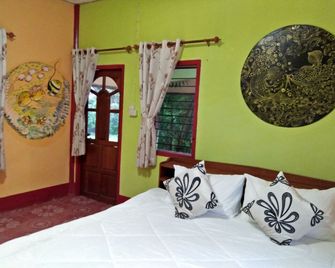 Pai Friendly Resort - Pai - Bedroom