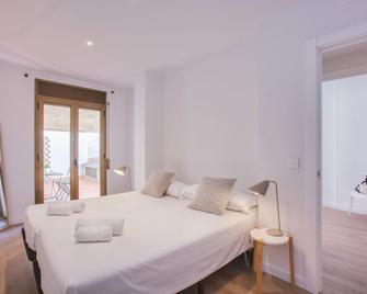 Flateli Carme - Girona - Schlafzimmer