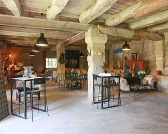 Le Domaine De La Fosse - Saint-Gilles - Restaurant