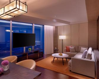 Hyatt Regency Zhenjiang - Zhenjiang - Living room