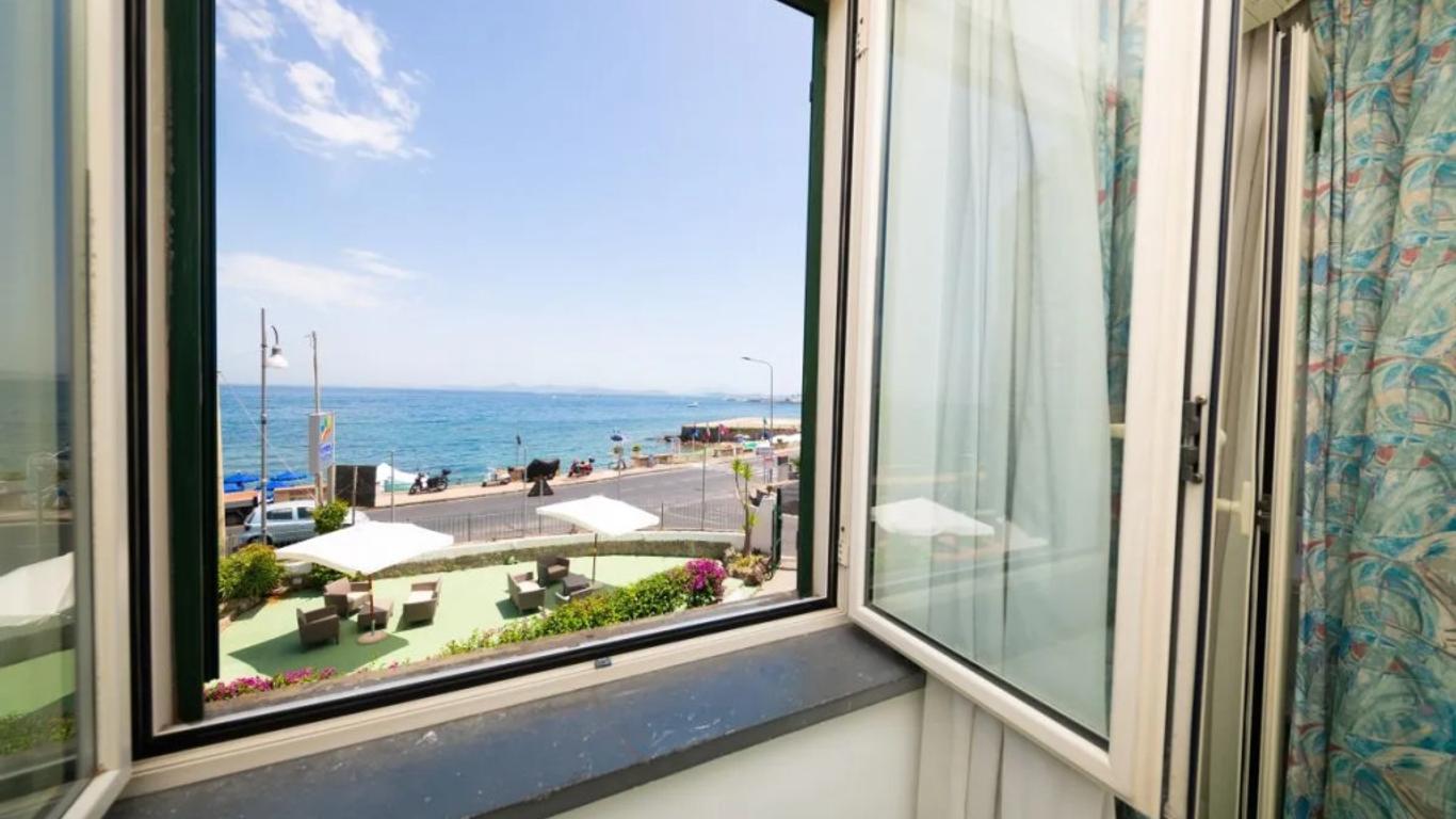 Hotel Antares