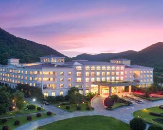 Grand Bayview Hotel Ningbo - Ningbo - Edificio