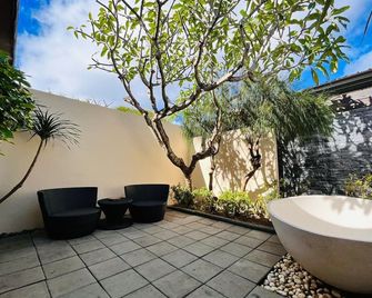 Kenting Summerland Garden Resort - Hengchun Township - Patio
