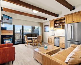 Newpark by All Seasons Resort Lodging - פארק סיטי - סלון