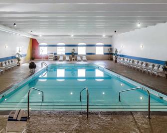 Comfort Inn & Suites Event Center - Des Moines - Pool