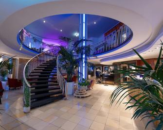 Hessenland Hotel Kassel Innenstadt by Stay Awesome - Kassel - Lobby