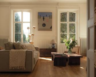 Petit Chateau Vercourt - Vron - Salon