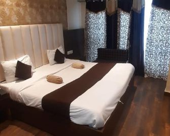 Hotel The Lotus - Kālka - Bedroom