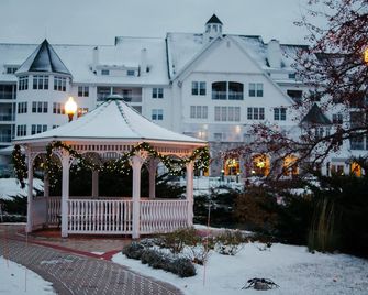 The Osthoff Resort - Elkhart Lake - Building