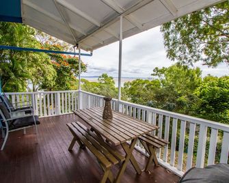Sunset Villa Pet-Friendly Water Views 1770 - Seventeen Seventy - Balcony
