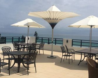 Hola sea view B&B - Shoufeng Township - Balkon