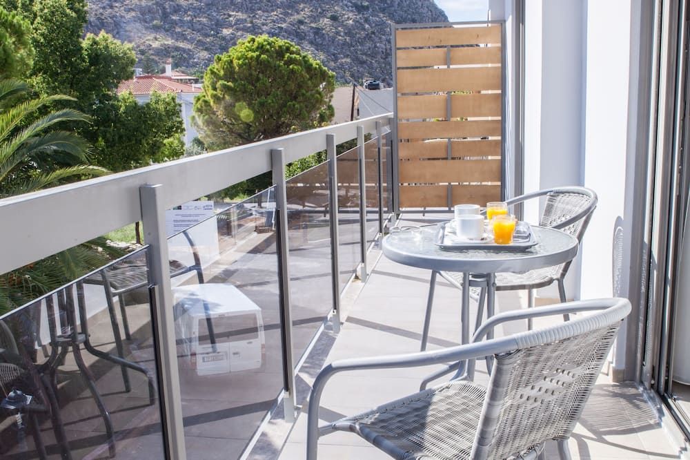 Anemos Rooms & Apartments - נפפיליון - מרפסת