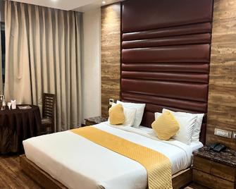 Hotel New York Plaza - Una - Habitación