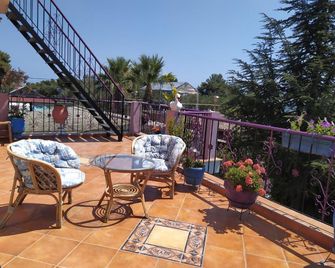 Villa Mitselo Apartments - Nea Plagia - Balcony