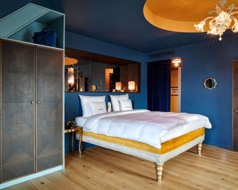 25hours Hotel Munich The Royal Bavarian - München - Makuuhuone